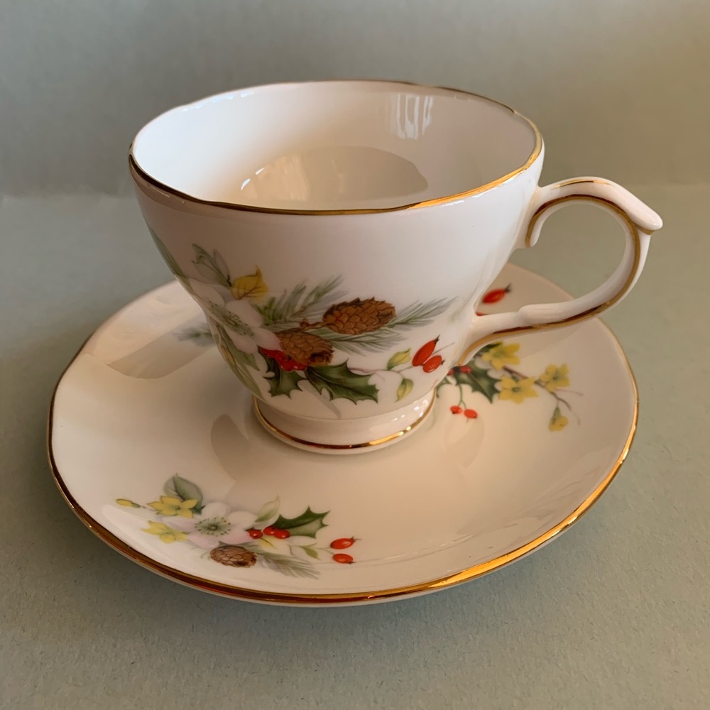 Duchess England bone china “Winter” set of tea/coffee cup with saucer